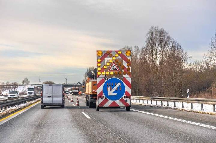 Acidentes com cargas perigosas elevam pressão sobre transportadoras no Brasil