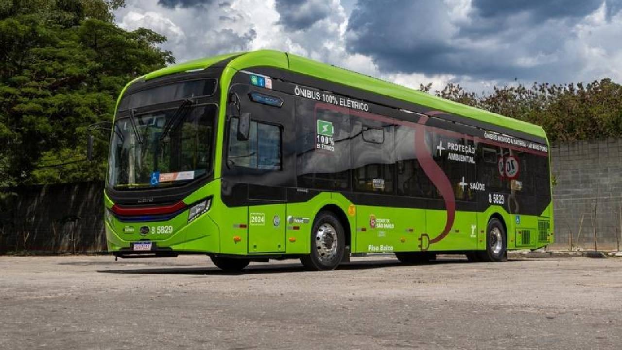 Crescimento de 315% leva a BYD ao top 3 do mercado brasileiro de ônibus elétricos, segundo Fenabrave