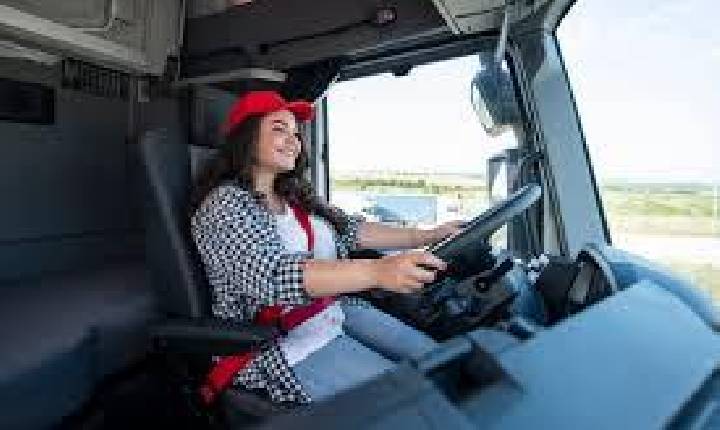 JSL abre inscrições para a 17ª edição do Programa Mulheres na Direção em Indaiatuba (SP)