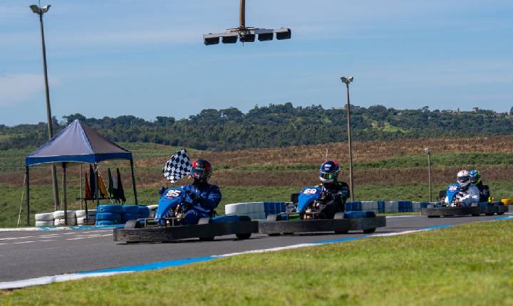 Kart se consolida como porta de entrada no automobilismo