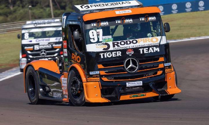 Mesmo com liderança ampliada, Roncen foca na consistência para Interlagos