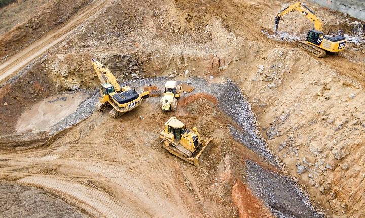Superpotências investem em minerais críticos no Brasil
