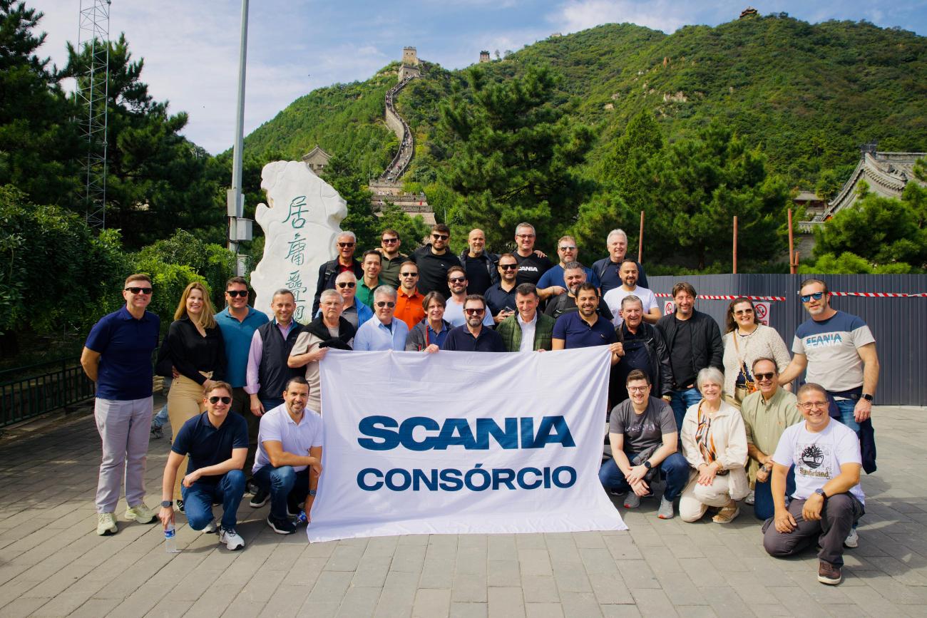 Scania Consórcio leva clientes para conhecer a nova fábrica da marca na China