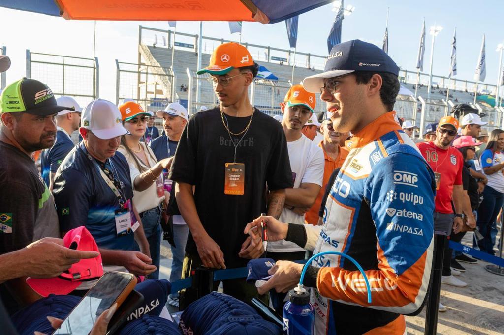 Diogo Moscato conquista pódio na primeira corrida noturna da Copa Truck em Cuiabá