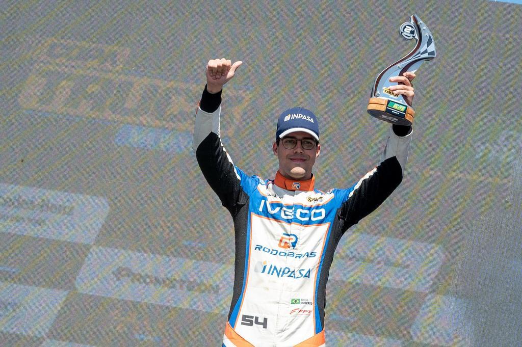 Diogo Moscato conquista pódio na Corrida 1 da Copa Truck em Curvelo