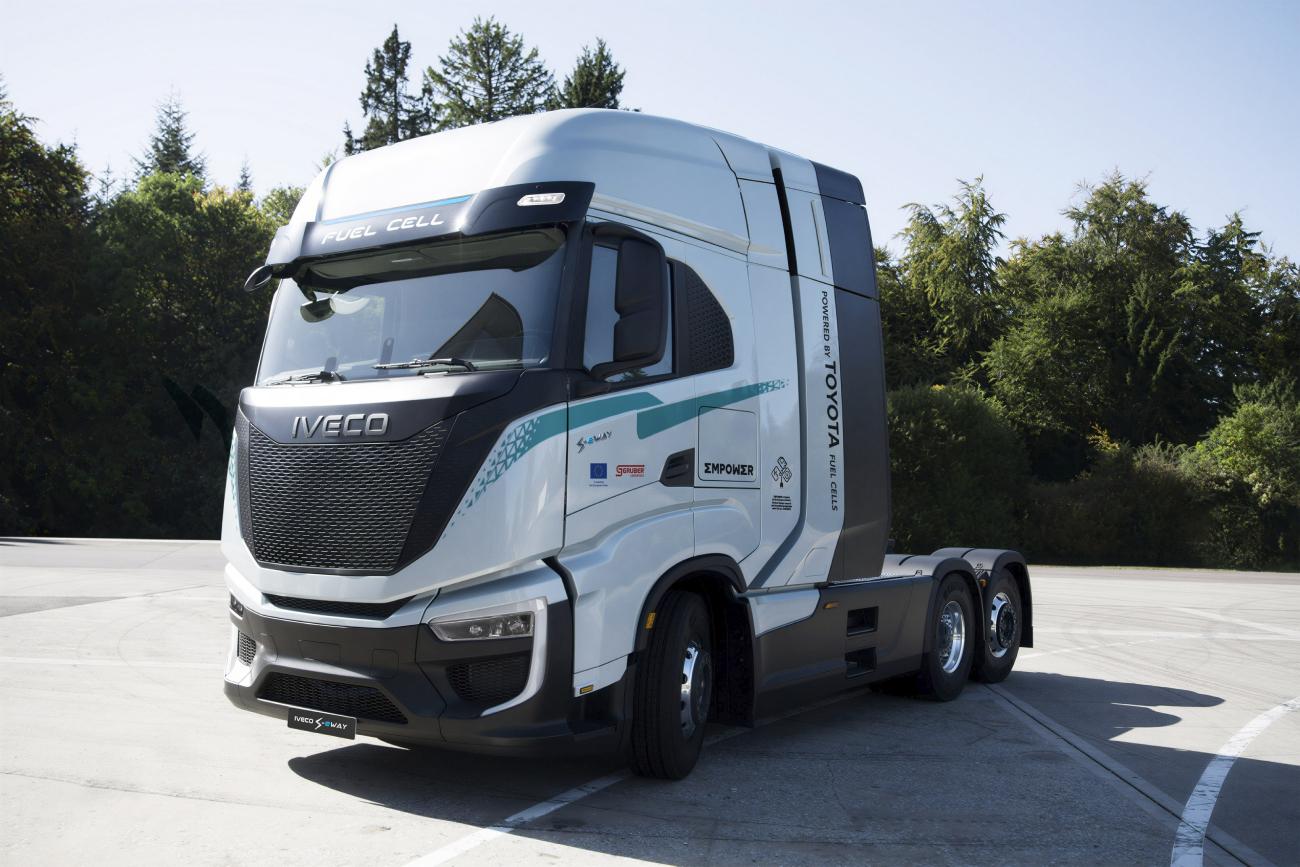 IVECO e Toyota unem forças para desenvolver caminhões pesados de nova geração movidos a célula a combustível de hidrogênio por meio do projeto EMPOWER, financiado pela União Europeia