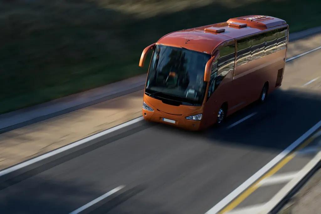 Fim da escala 6x1: o transporte de passageiros não precisa de torcida, precisa de estratégia jurídica