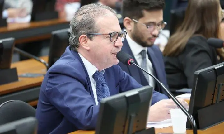Comissão aprova PEC que muda cálculo do IPVA para considerar peso do veículo