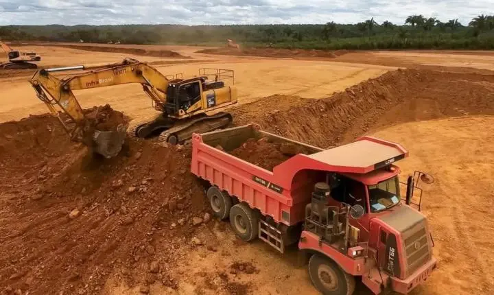 InfraBrasil tem novas vagas para motoristas de caminhão basculante